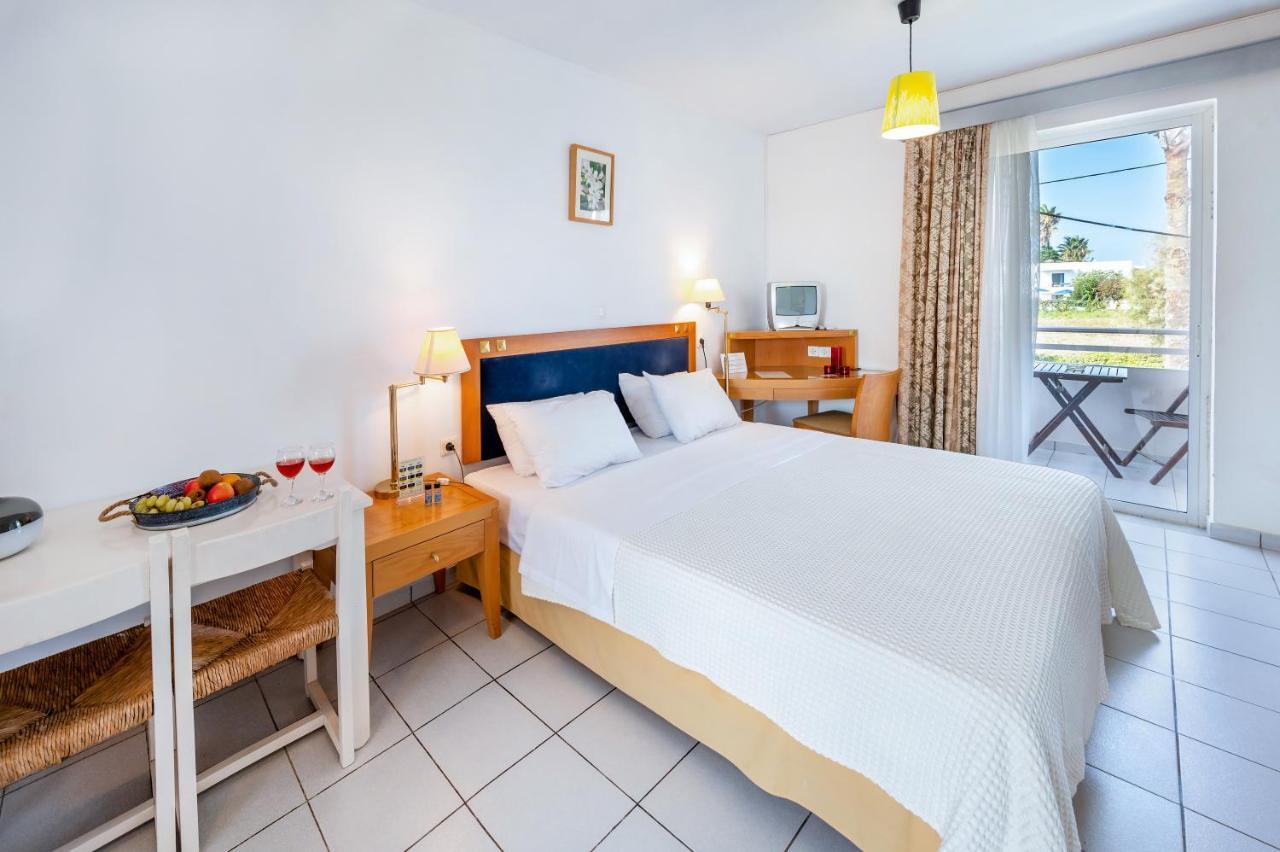 Jonathan Studio Apartments Tigaki Eksteriør bilde